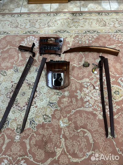 Салоный поластик