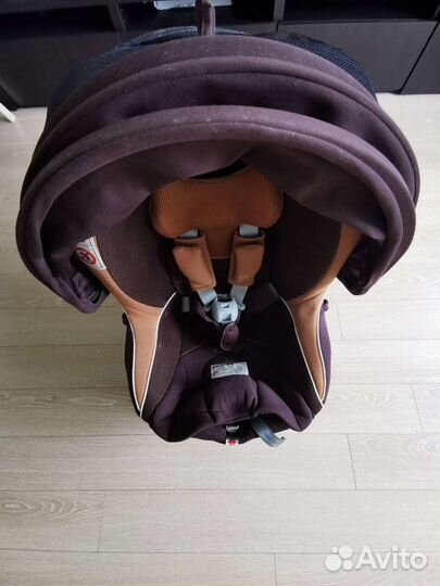 Автомобильное детское кресло