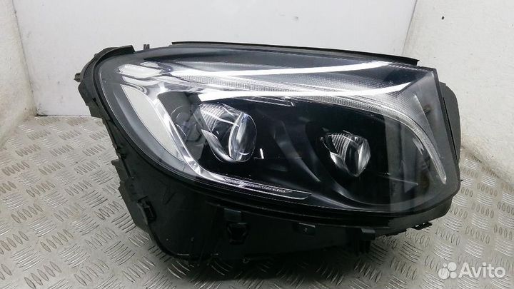 Фара правая Mercedes-Benz GLC