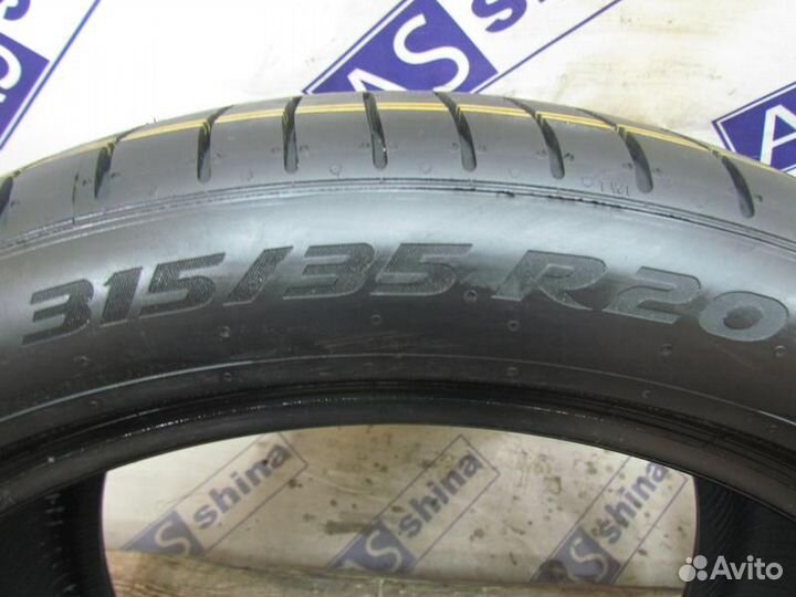 Pirelli P Zero PZ4 315/35 R20 110W