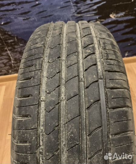 Kumho Ecsta HS51 205/55 R16