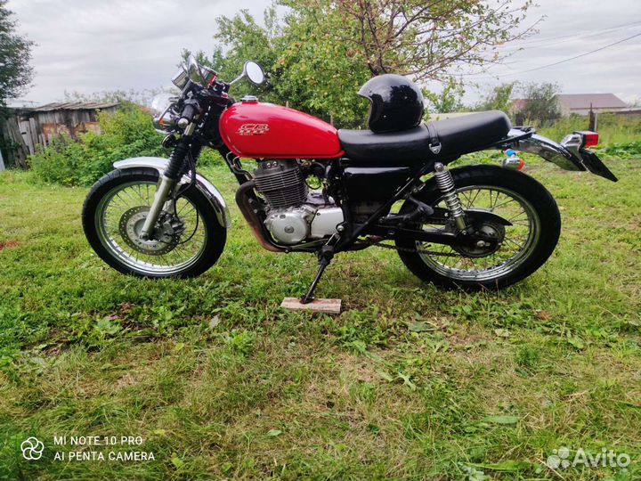 Honda CB 400SS