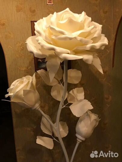 Торшер роза из изолона