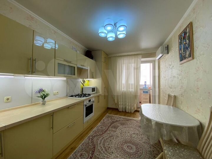 2-к. квартира, 67,7 м², 3/7 эт.