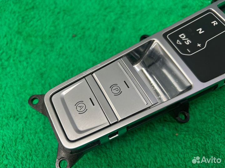 Блок кнопок ручника Audi A6 C8 dlha 2021
