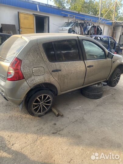 Разбор renault sandero 1 k7j 1.4 МКПП 2011