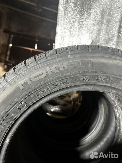 Nokian Tyres Hakka Black 215/60 R17 100R