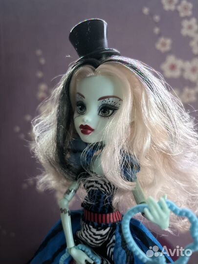 Кукла Монстер Хай шапито френки