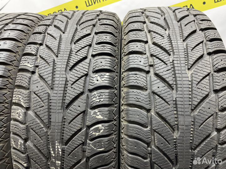 Cooper Weather-Master WSC 215/65 R16