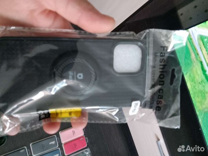 Чехлы для телефонов