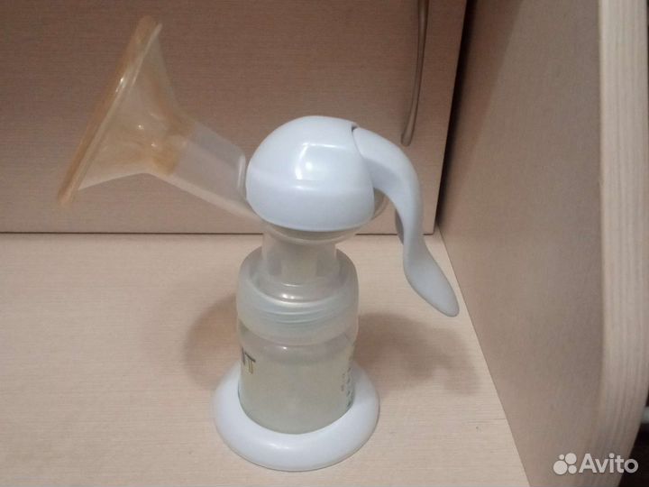 Молокоотсос avent ручной