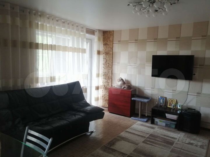 4-к. квартира, 72 м², 3/9 эт.