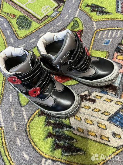 Ботинки детские