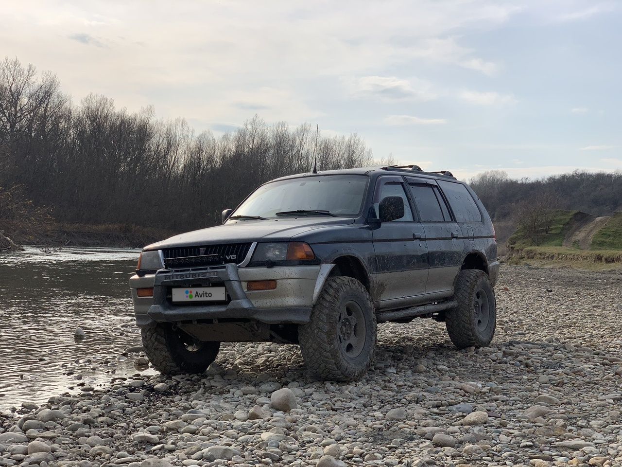 Mitsubishi Montero Sport: фото владельца
