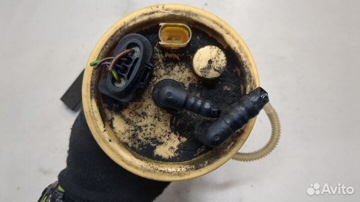 Насос топливный электрический Skoda SuperB, 2005