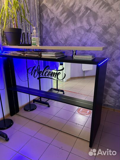 Стойка ресепшн бу