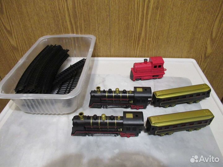 Жел.дорога с парововозиками под рем.или запчасти