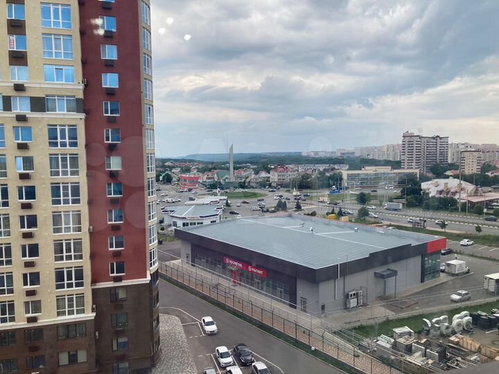 1-к. квартира, 37 м², 9/12 эт.