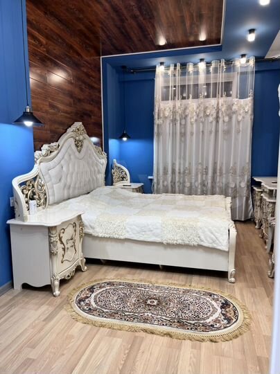 2-к. квартира, 100 м², 1/3 эт.