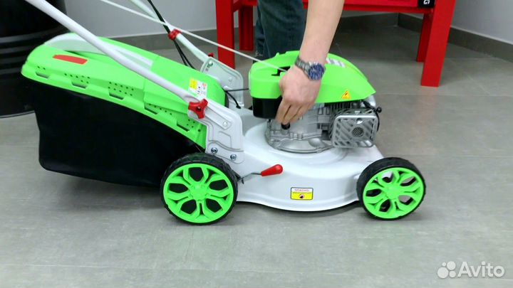 Газонокосилка бензиновая redverg RD-GLM40P