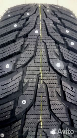 Nexen Winguard WinSpike WH62 235/45 R17 97T