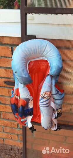 Детский надувной жилет