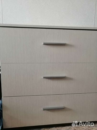 Продам спальный гарнитур