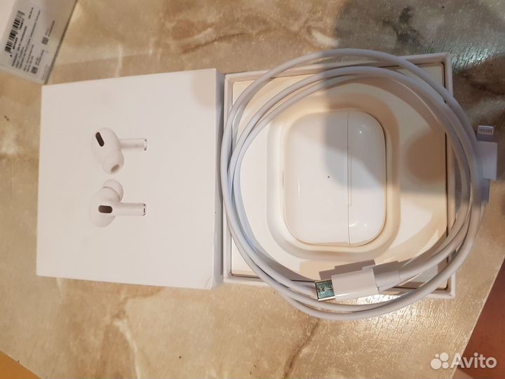 Наушники iPhone