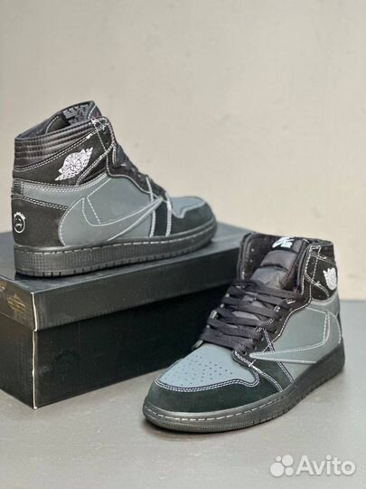 Кросслвки Nike Air Jordan 1 High OG Phantom