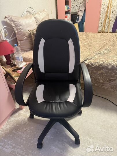 Компьютерное кресло