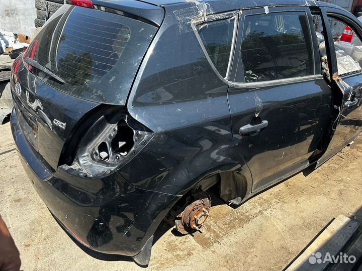 Задняя часть Kia Ceed ED 2006- хетчбэк