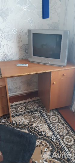 Письменный стол