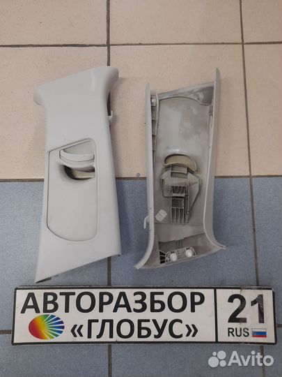 Обшивка средней стойки Skoda Oktavia A5