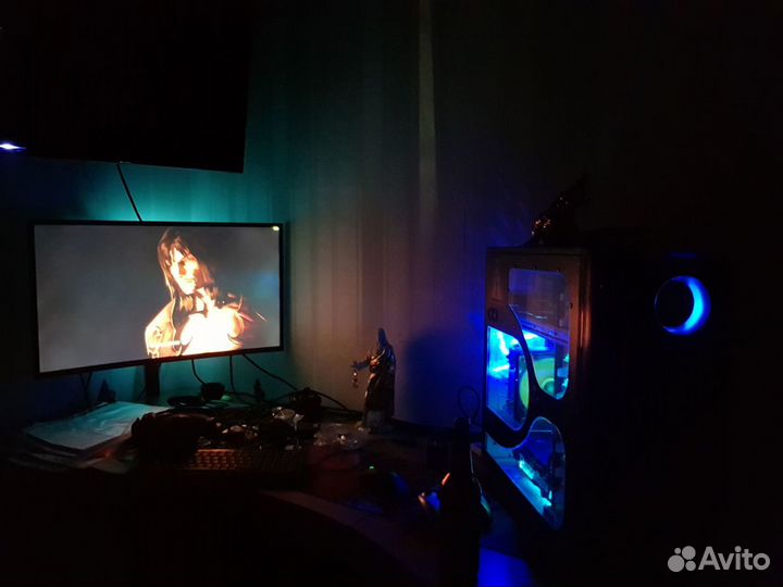 Материнка,проц,башня для проца,озу,видюха