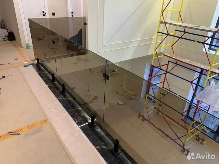 Стеклянные ограждения для балконов