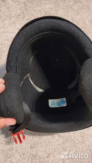 Горнолыжный шлем