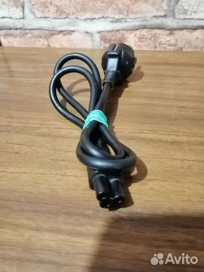 Зарядки к ноутбуку, новые