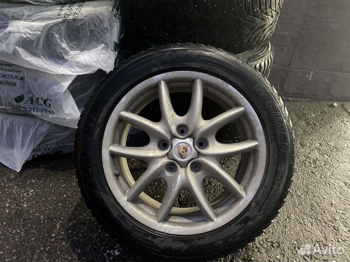 Комплект колес на Зимней резине диски porsche r19