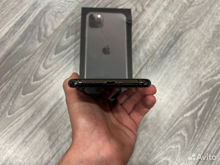 Телефон iPhone 11 Pro Max идеал, чек