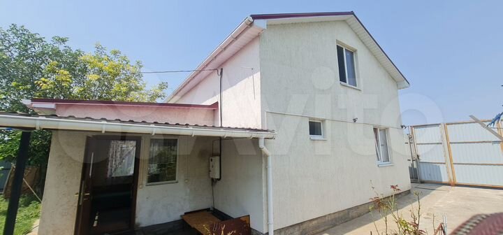 Дом 132 м² на участке 4 сот.