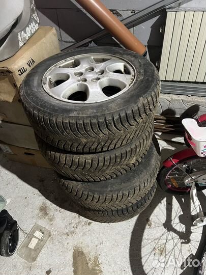 Kumho WinterCraft Ice WI31 195/65 R15