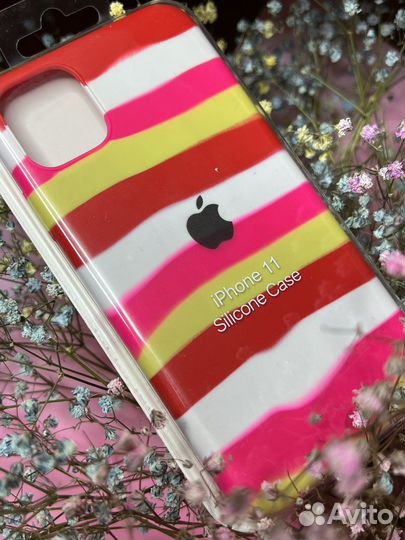 Чехол на iPhone 11