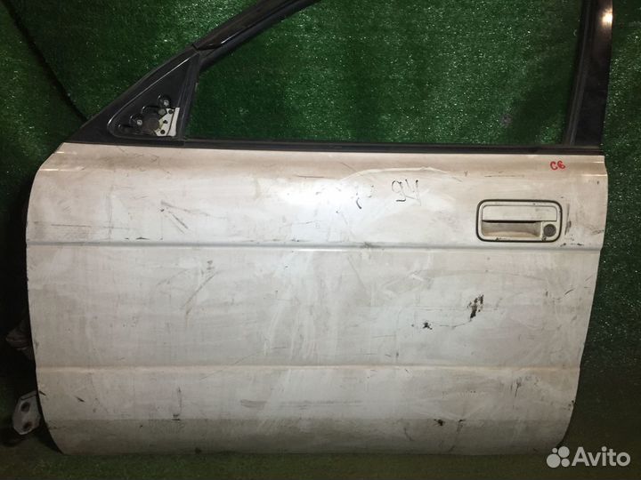 Дверь передняя левая Mazda Capella CG Пустая