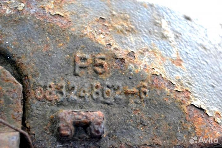 Суппорт переднего моста, левый renault trucks Prem