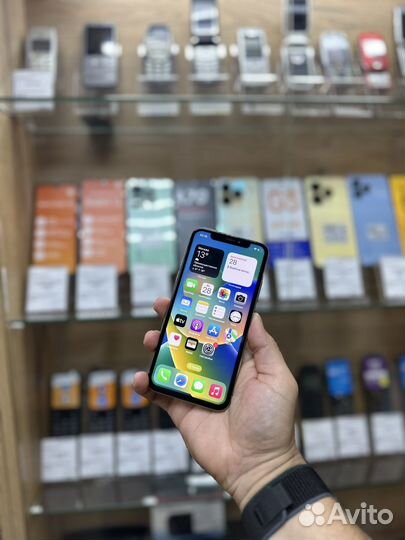 iPhone X, 64 ГБ
