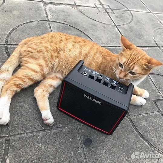 Nux Cherub Mighty-Lite-BT Портативный комбоусилите