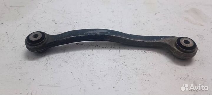 Рычаг задний поперечный верхний