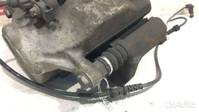 Суппорт тормозной передний правый Mercedes C180