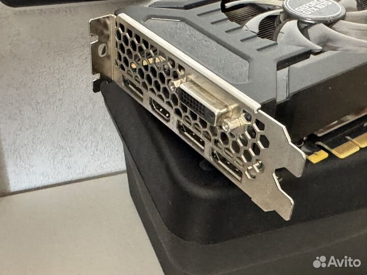 Игровая Видеокарта GTX 1070 8Gb