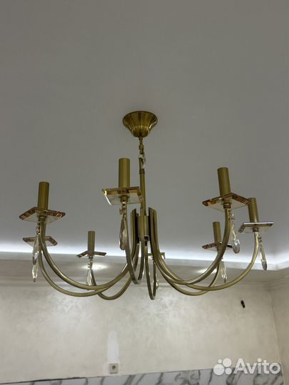 Люстра подвесная в золоте, новая